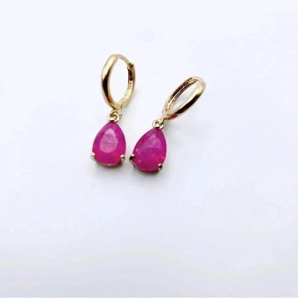 DROP Stone Hoops Earrings - Picture 3 of 3